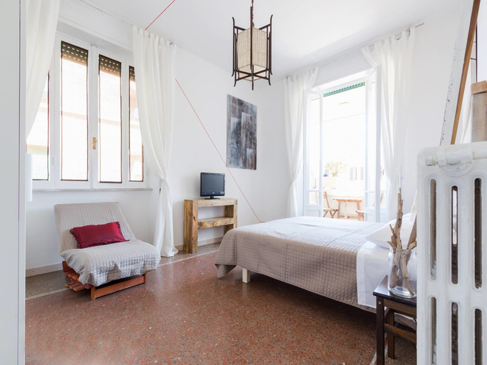 Bedroom 4, B&B In White, Roma