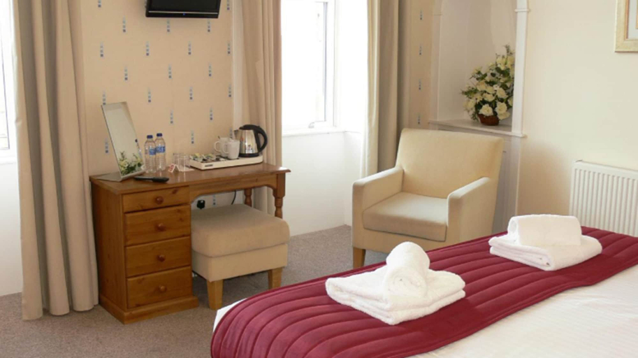 Bedroom 3, The Home Arms Guesthouse, Scottish Borders