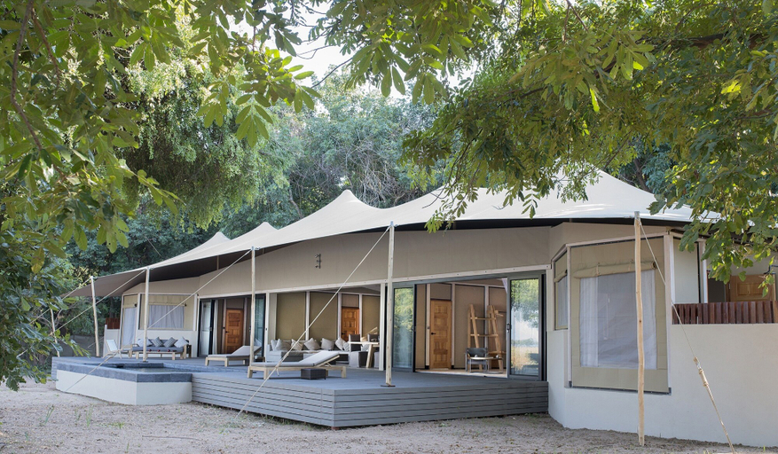 Exterior & Views 2, Sausage Tree Camp, Luangwa