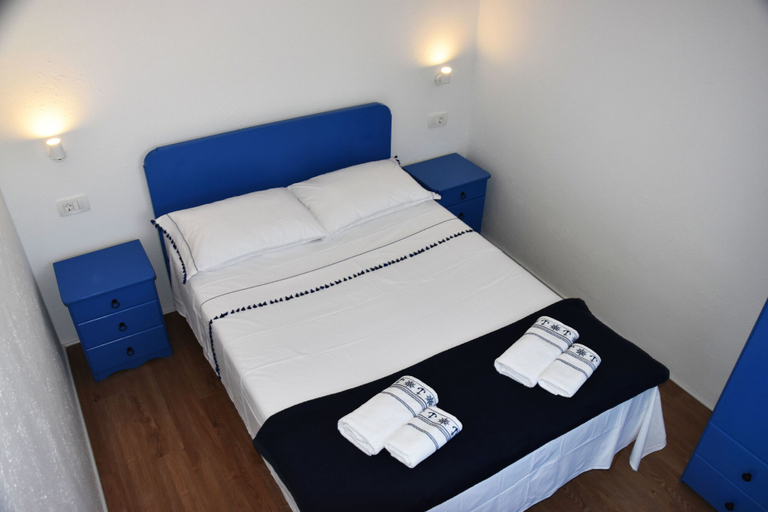 Bedroom 2, Levantara Kamp, Tisno