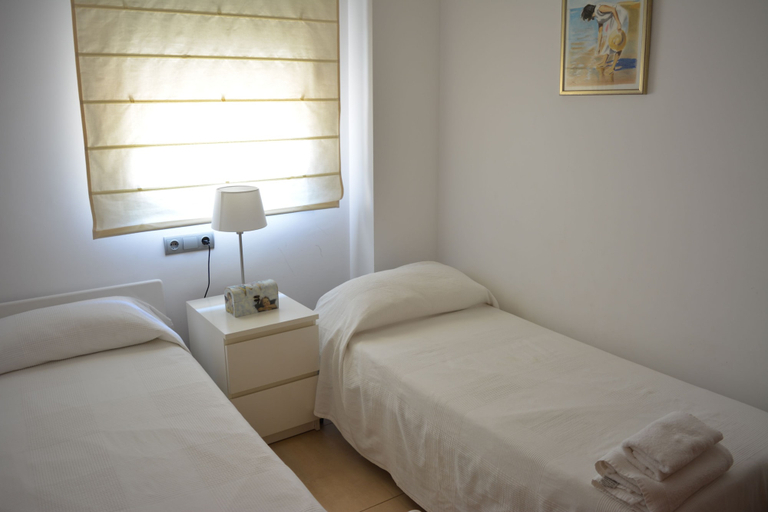 Bedroom 3, Apartamento Voramar, Girona