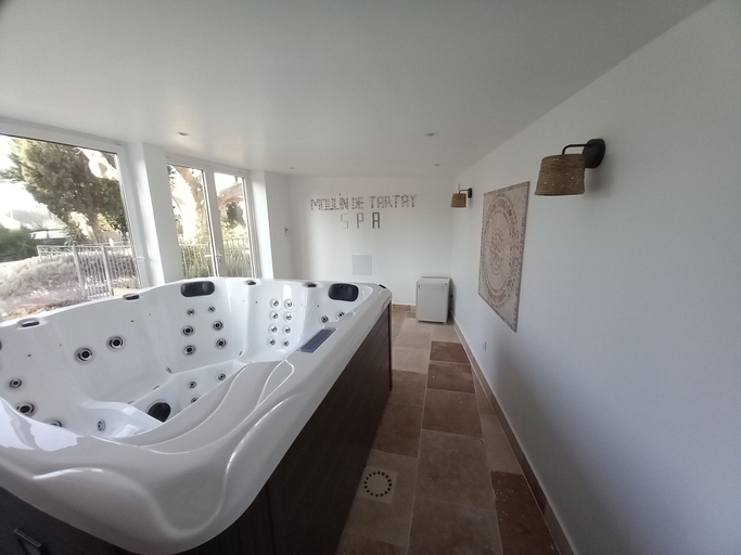 Bathroom 4, Moulin de Tartay, Vaucluse
