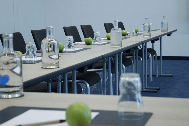 Business Facilities 29