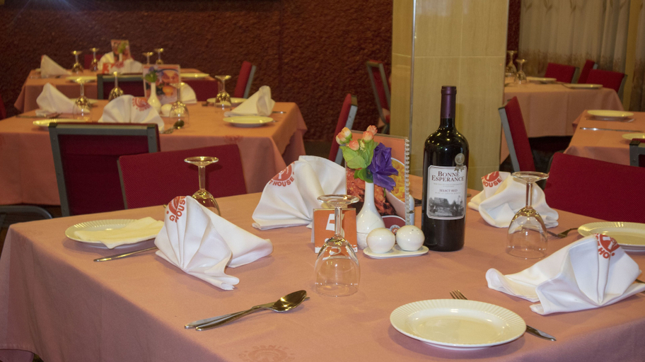 Food & Drinks 5, Ssnit Guest House, Accra