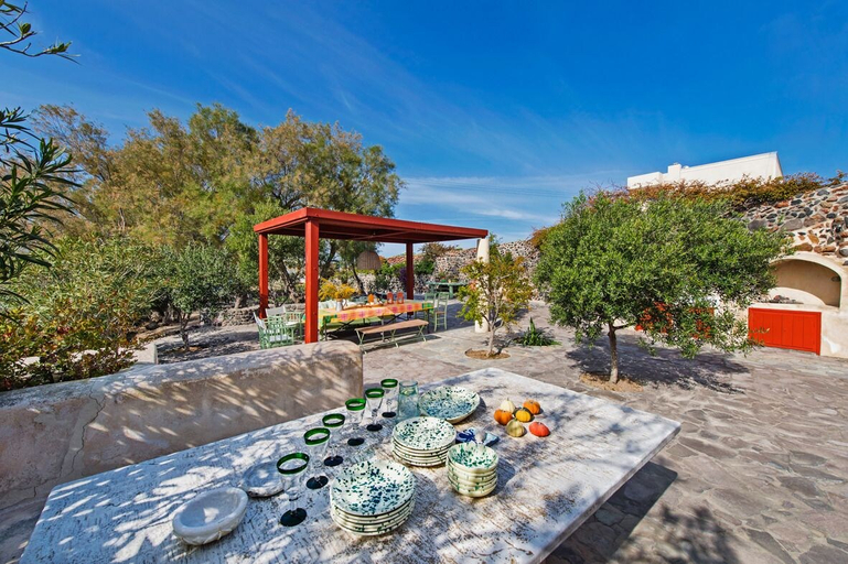 Exterior & Views 2, 3Arches by Thireon, South Aegean