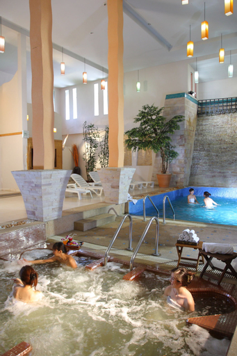 Sport & Beauty 3, Bangkok Natural Spa Resort and Suite, Suan Luang