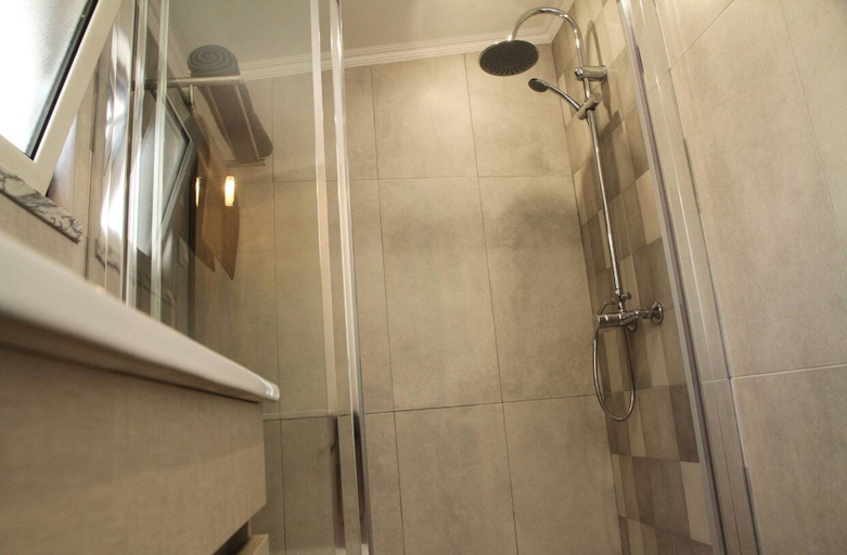 Bathroom 4, Casa da Matriz, Vidigueira
