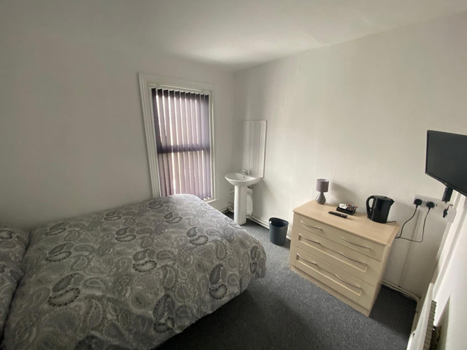 Bedroom 2, Honley Hotel, Blackpool