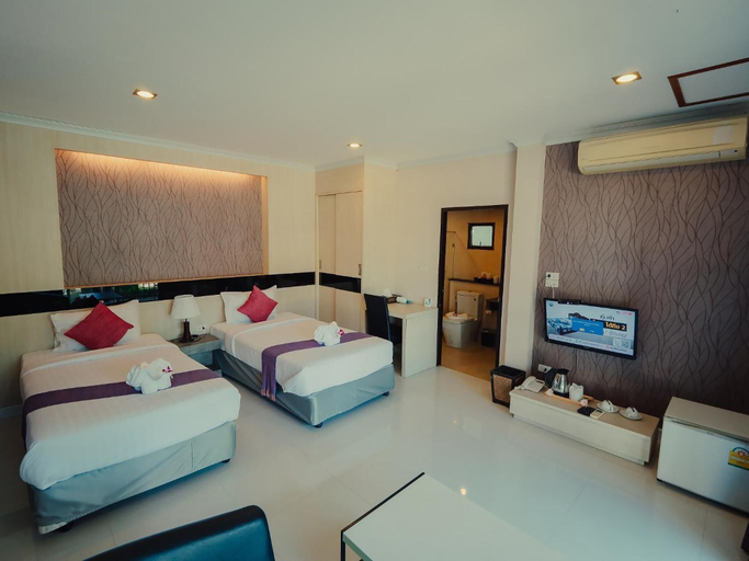 Bedroom 3, Chanalai Resort and Hotel, Si Satchanalai