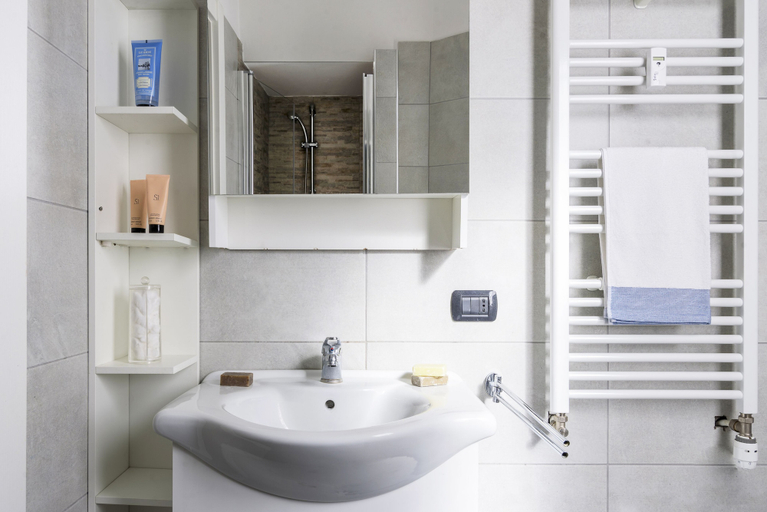 Others 2, Pascoli Master Guest apartment, Milano