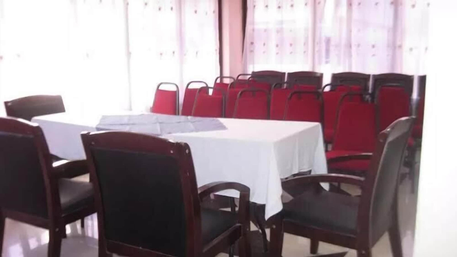 Food & Drinks 5, Durban Hotel, Ilala
