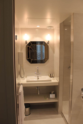 Bathroom 4, My Home in Paris Hotel, Paris