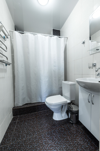 Bathroom 3, Gorskiy Dom Hotel, Karachayevskiy rayon