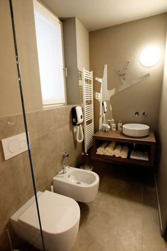 Bathroom 4, Hotel Oasi Verde, Brescia