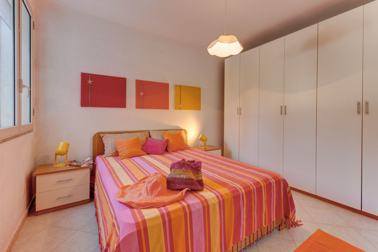 Others 4, Casa Anna, Lecce