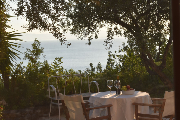 Food & Drinks 5, Verga Apartments & Suites, Peloponnese