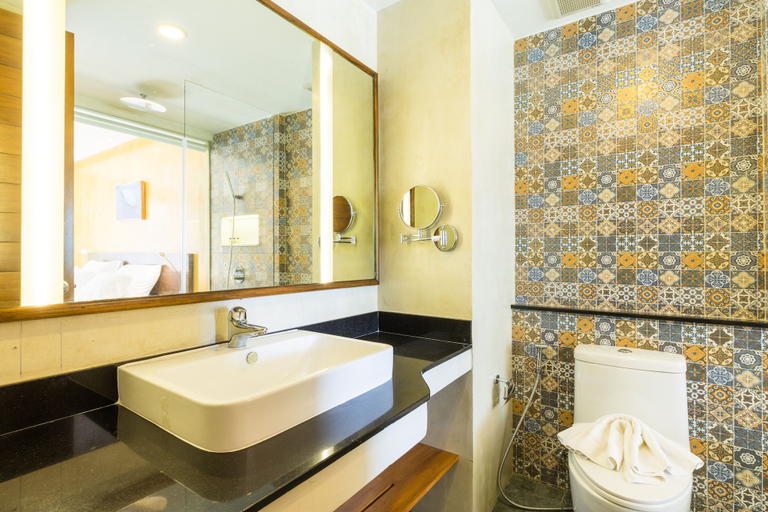 Bathroom 5, Coriacea Boutique Resort, Pulau Phuket