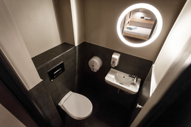 Bathroom 4, Hostel Piligrim, Vologodskiy rayon