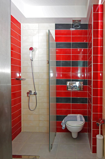 Bathroom 3, Principal New Leisure Hotel, Central Macedonia