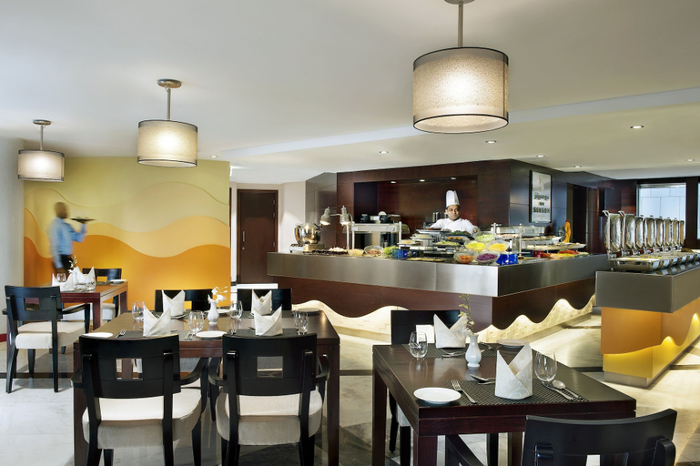 Food & Drinks 5, City Seasons Towers, Dubai