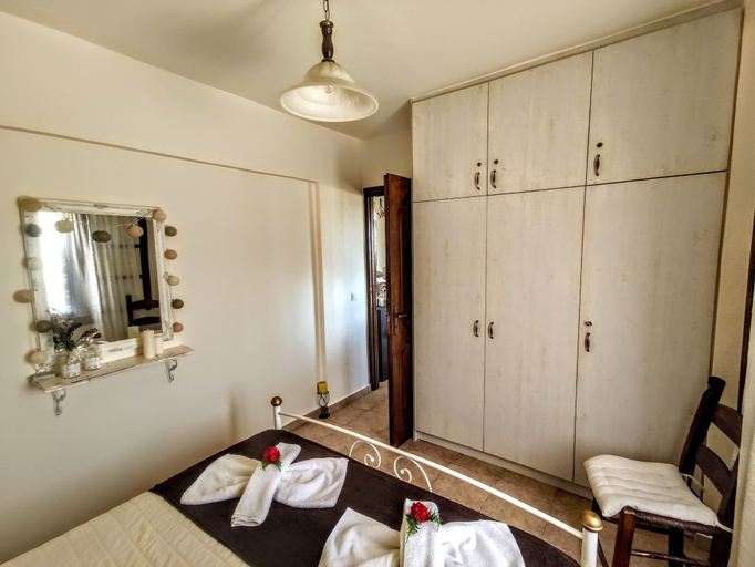 Bedroom 4, Thymes traditional house, Crete