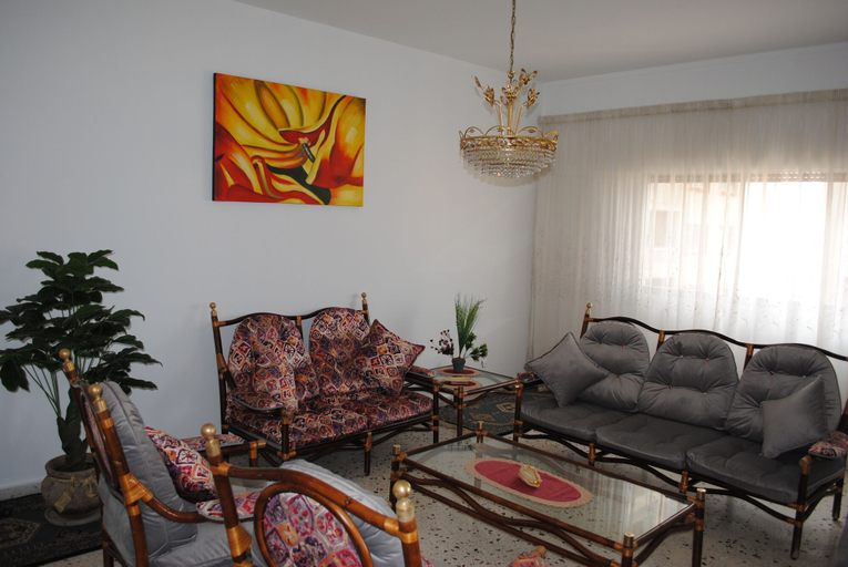 Others 5, Relax Condo, El Metn