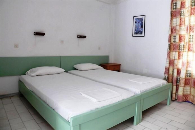 Bedroom 3, Esperides Apartments, Crete