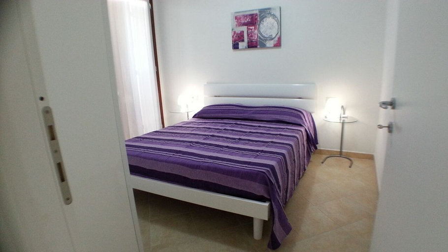 Bedroom 3, Residence Li Russi, Sassari