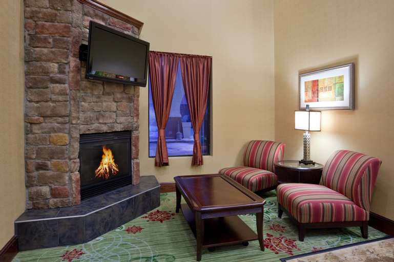 Holiday Inn Express & Suites CLEVELAND-STREETSBORO, Portage