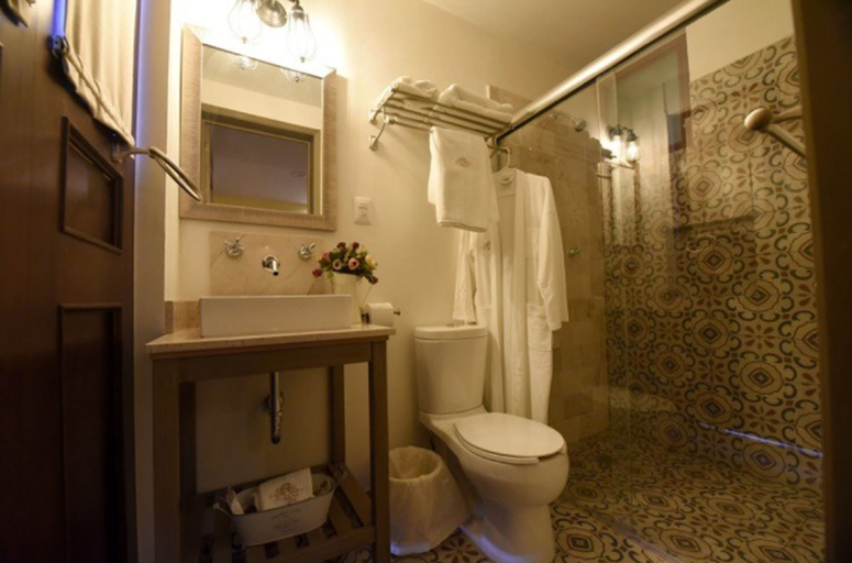 Bathroom 4, Hotel Boutique Casa Abuela María, Del Centro