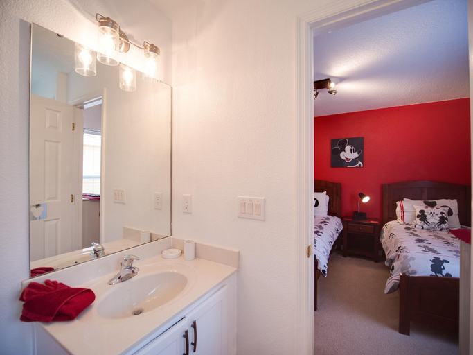 Bathroom 4, Casa Amore 5 Bedrooms, Polk