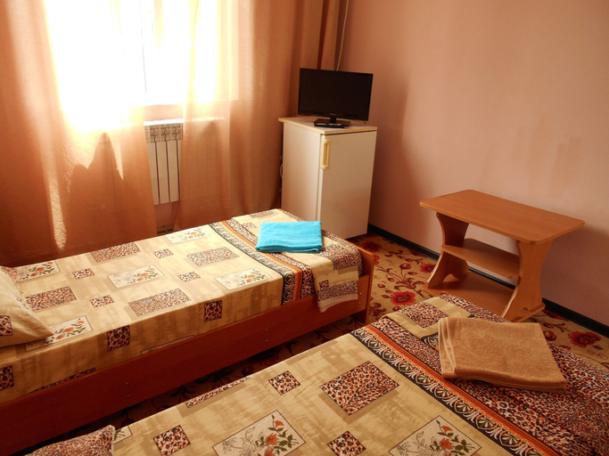 Others 5, Gostevoy Dom na Glavnoy, Sochi gorsovet