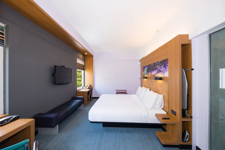 Bedroom 4, Hotel Halez, Kancheepuram