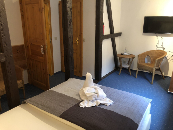 Bedroom 2, Riverside Inn, Barnim