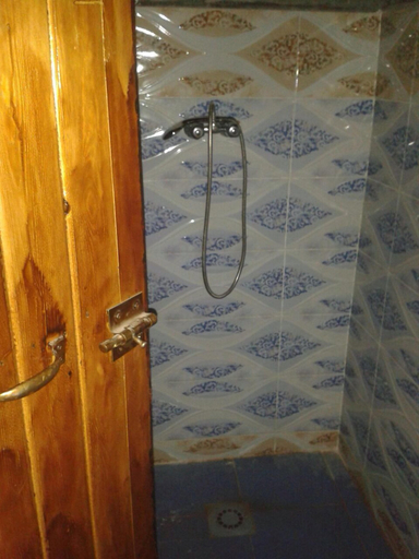 Bathroom 3, Bivouac culturel, Ouarzazate