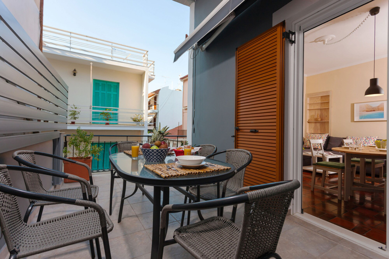 Others 4, Metropolis Apartment, Ionian Islands