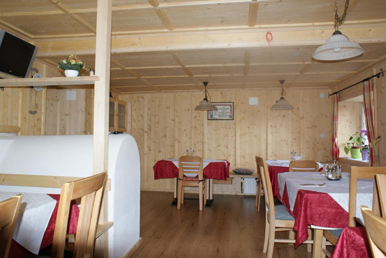 Food & Drinks 5, Pension Wirt am Bach, Bolzano