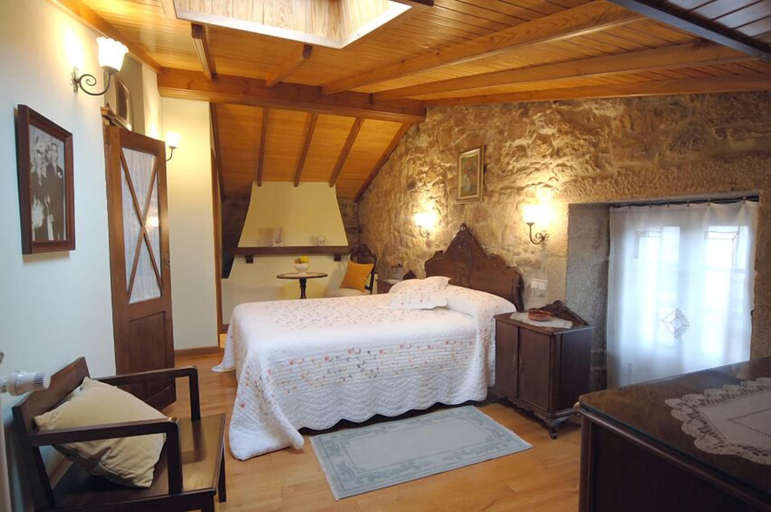 Bedroom 3, Os Migueliños, Pontevedra