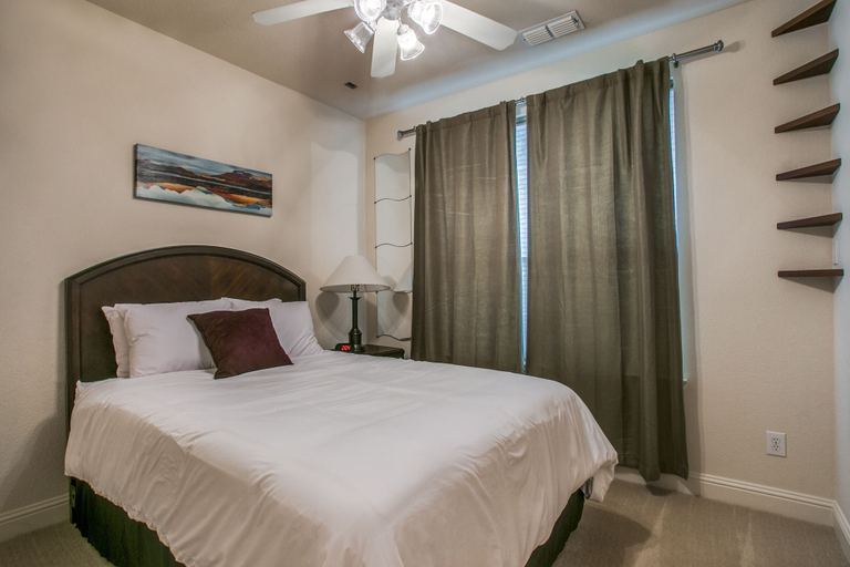 Bedroom 3, Stylish 3 bedroom Town Home at shops at, Collin