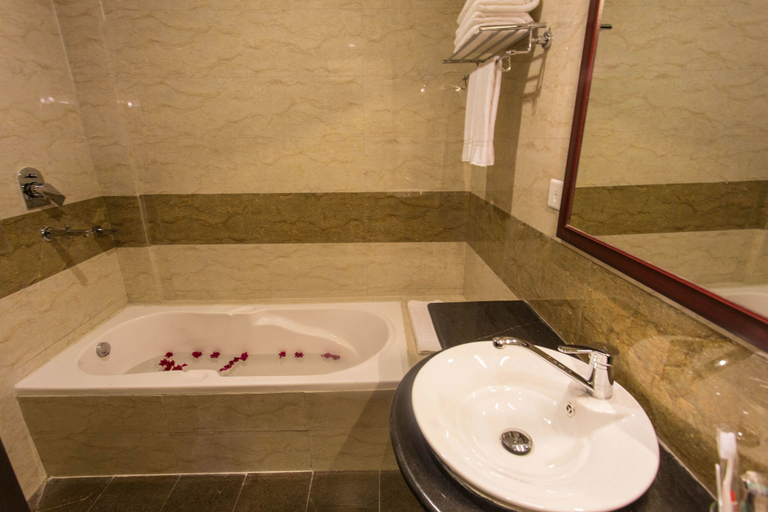Bathroom 4, Tuki Resort, Gandaki