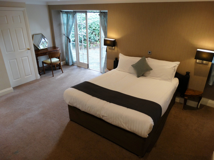 Bedroom 2, Cantley House Hotel, Wokingham