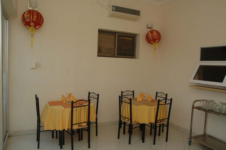 Others 5, Spintex Inn, Tema