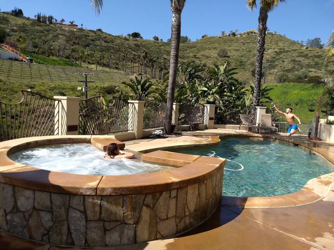 Sport & Beauty 3, Sunshine Mountain Bed and Breakfast, San Diego