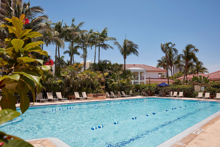 Sport & Beauty 2, Naples Grande Beach Resort, Collier