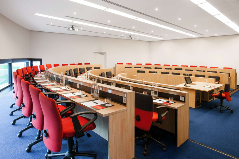Business Facilities 30
