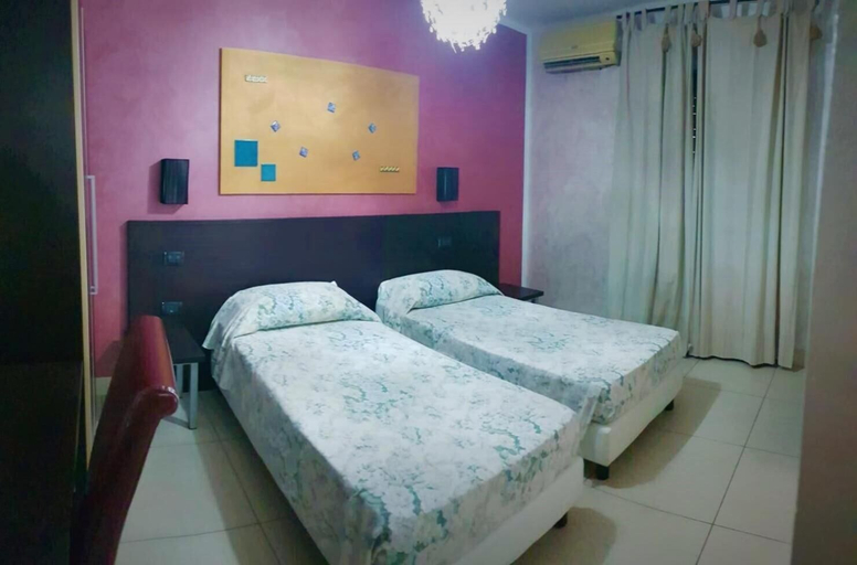 Bedroom 5, Hotel Miramonti, Palermo