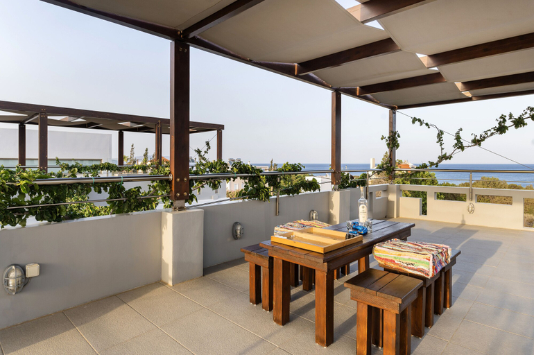 Food & Drinks 5, Filoxenia Villas, South Aegean