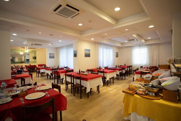 Food & Drinks 5, Hotel Nautico, Rimini