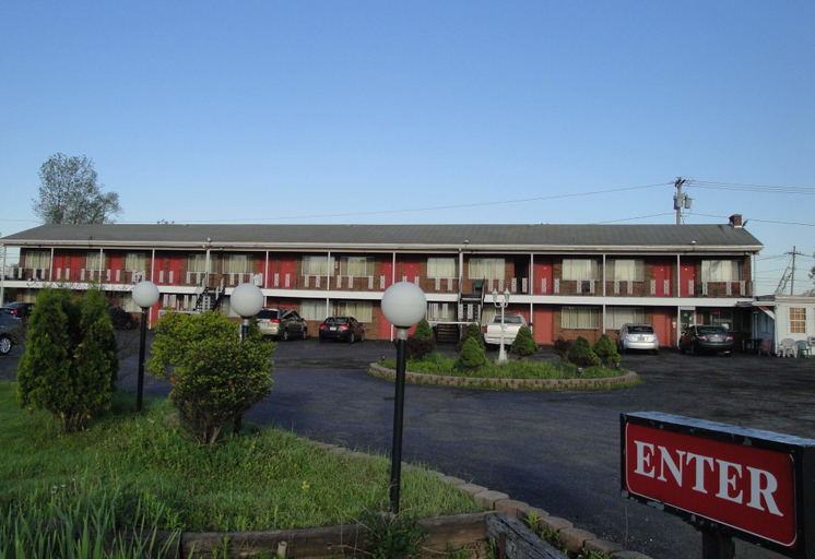 Exterior & Views 2, Budget Motel, Erie