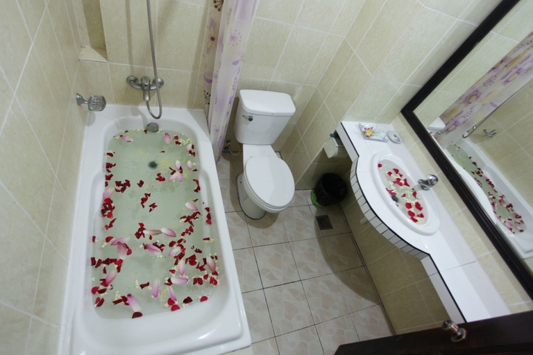 Bathroom 5, Thyda Villa, Siem Reap